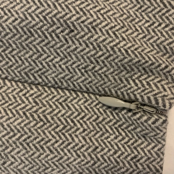 Wilfred Mini Skirt Fall 2020 Collection - Picture 3 of 5